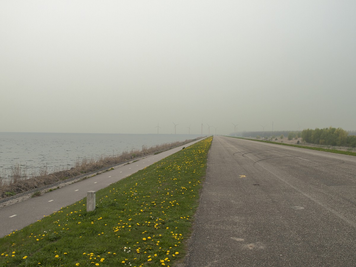 134284 137-484, Almere