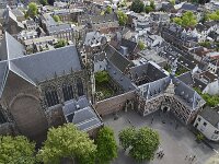 NL, Utrecht, Utrecht, Domkerk & Academiegebouw Universiteit Utrecht as seen from Domtoren 1, Saxifraga-Tom Heijnen